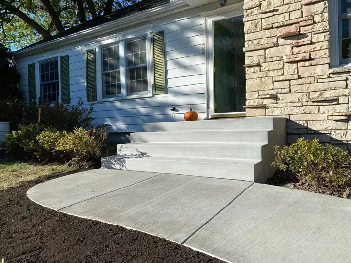 Front walk and steps in Tempe, AZ, poured by Gaitan Custom Concrete